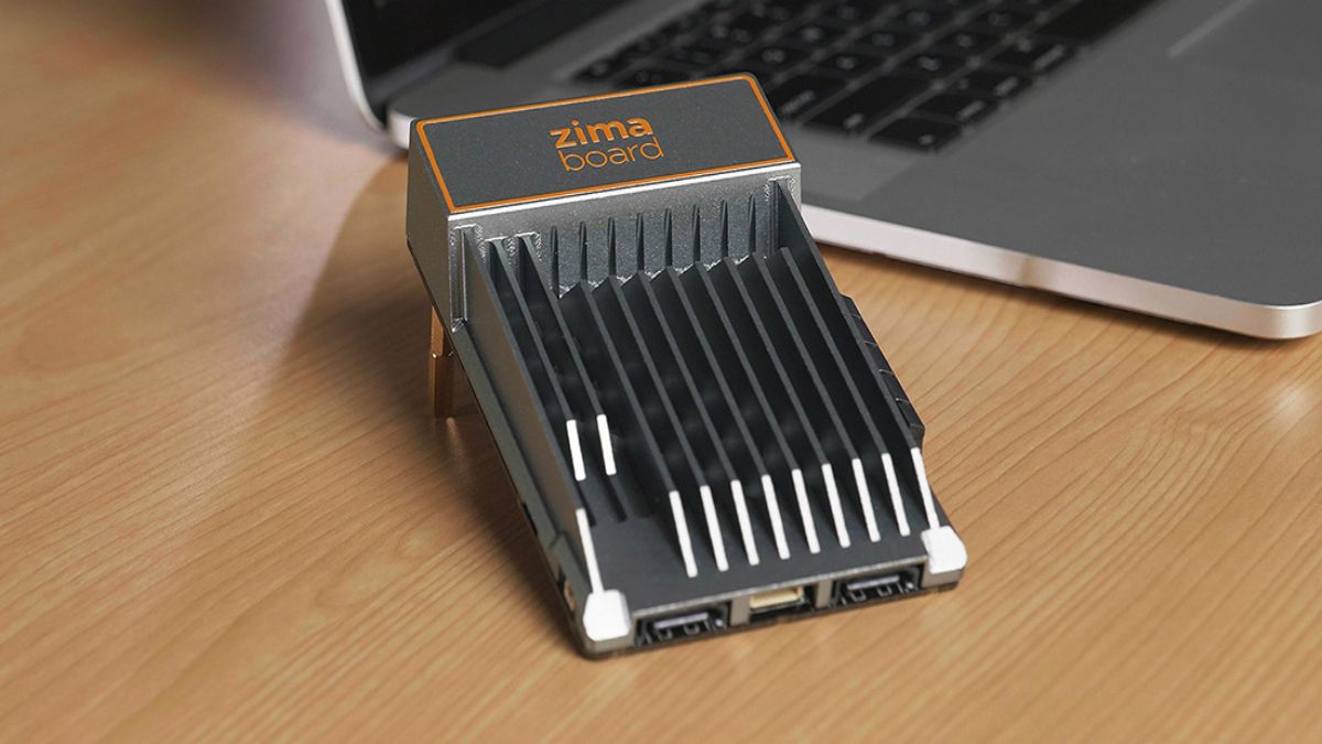ZimaBoard 832 Review: Compact Server Solution For Creators